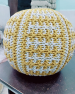 Hand knitted pouf - Image 4